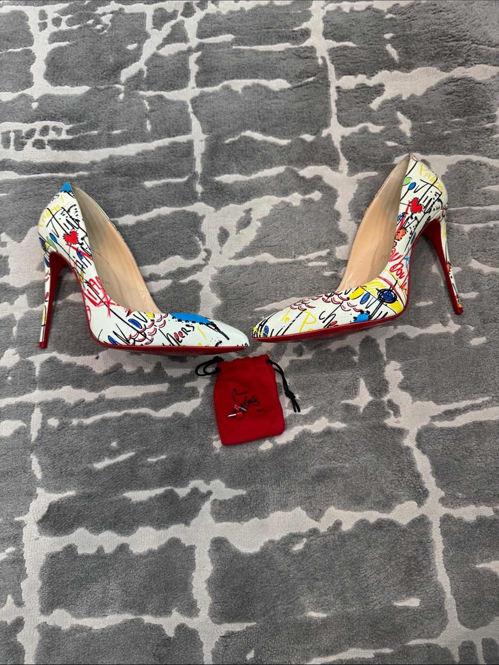 Christian Louboutin White Multicolor Graffiti Pigalle Pumps size 38 - Picture 3 of 8